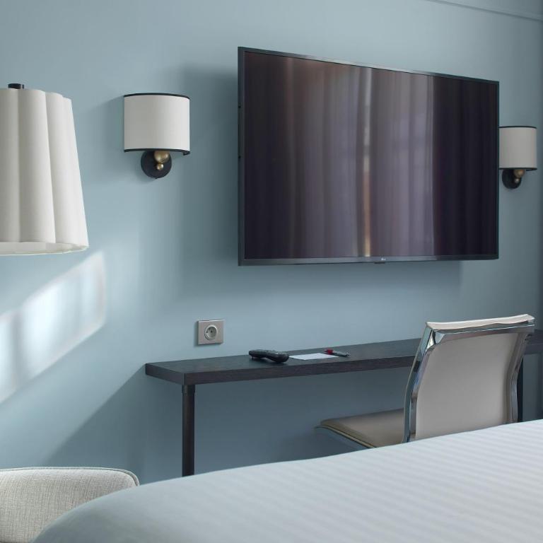 Paris Marriott Opera Ambassador Hotel - Chambre Lit King-Size Supérieure - 5