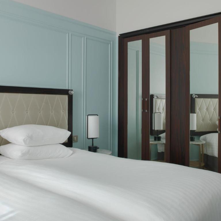 Paris Marriott Opera Ambassador Hotel - Chambre Lits Jumeaux Deluxe - 6