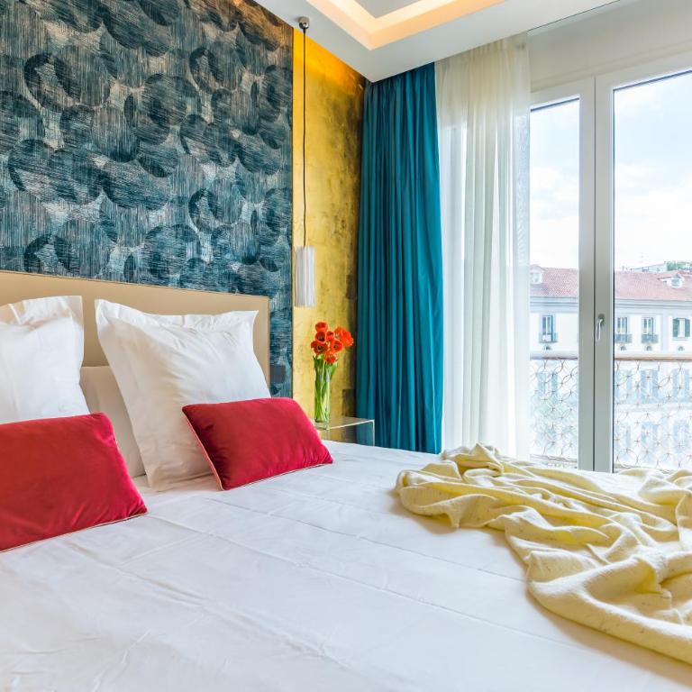 Dei Martiri Suite - Double Room with Balcony - 12