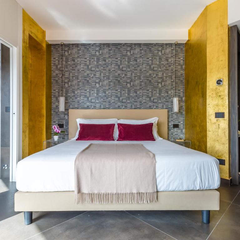 Dei Martiri Suite - Double Room with Balcony - 19