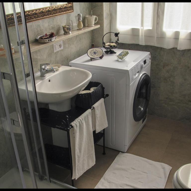 Domus Roma Vacanze - Qui staremo bene - Appartamento con 2 Camere da Letto - 10