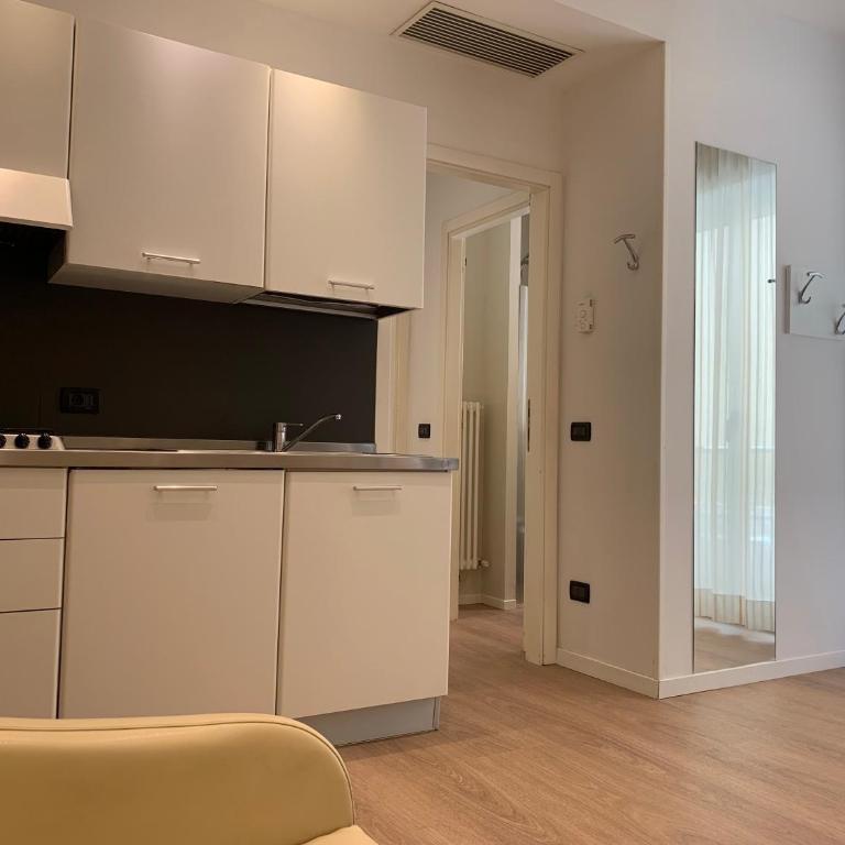 Residence Aida - Appartamento con 2 Camere da Letto - 2