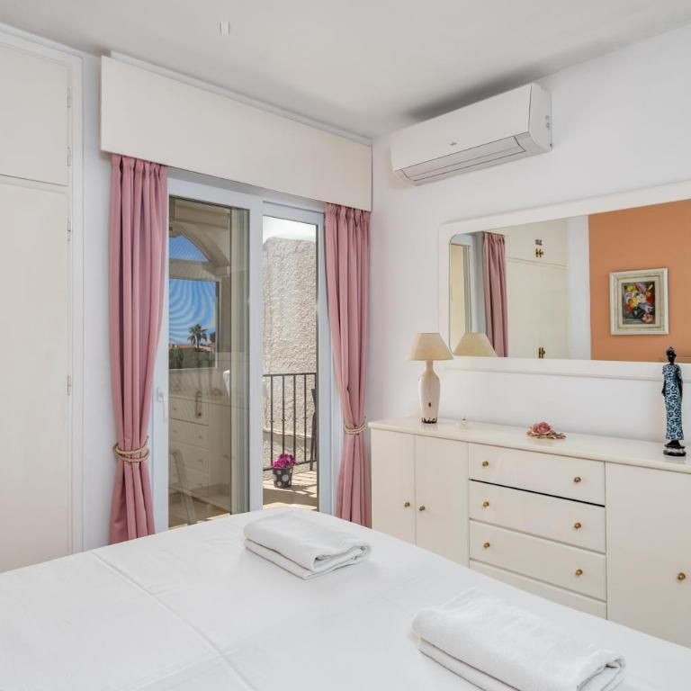 La Cala apartment w pool by Costarentals - Ref 83 - Apartamento de 2 dormitorios - 2