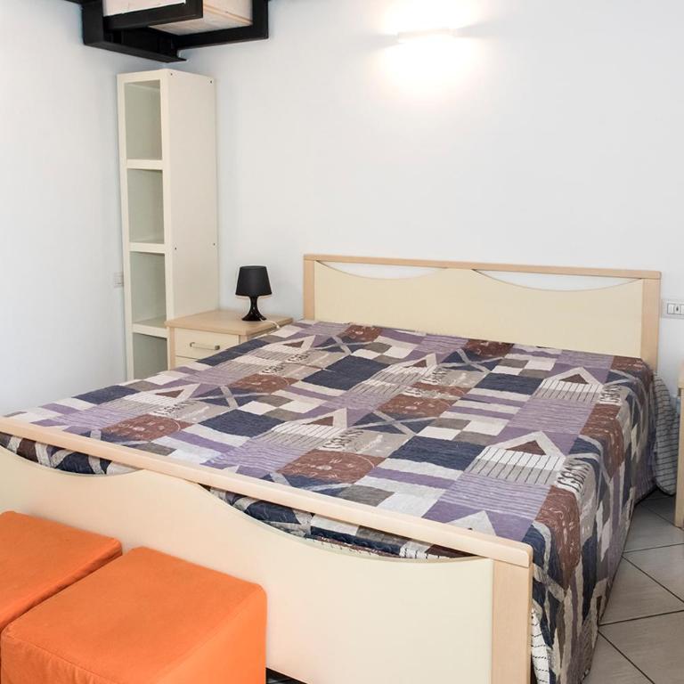 N036 - Numana, bilocale con terrazzo in residence con piscina - Appartamento con 1 Camera da Letto - 15