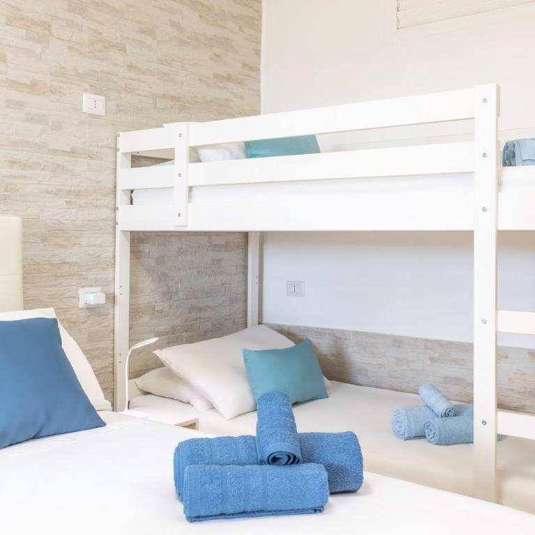 Free Beach 1240 - 50 mt from the beach - One-Bedroom House - 5
