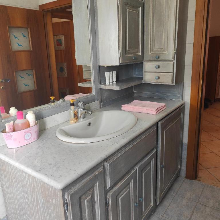 Lara's House - Three-Bedroom Apartment - 10