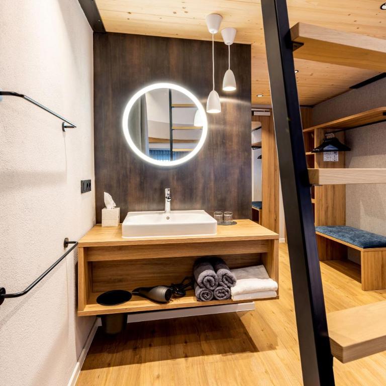 BOLLWERK Lifestyle Hotel, automatisiertes Hotel mit Self Check In - Deluxe Studio - 3