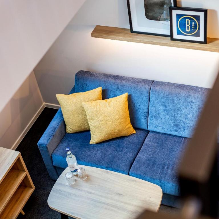 BOLLWERK Lifestyle Hotel, automatisiertes Hotel mit Self Check In - Deluxe Junior Suite mit Küchenzeile und Klimaanlage - 8