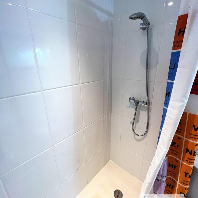New Pins II, climatizado y a 120m de la playa - One-Bedroom Apartment - 27