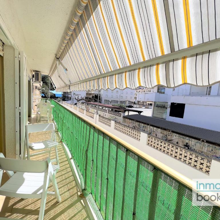 New Pins II, climatizado y a 120m de la playa - One-Bedroom Apartment - 3