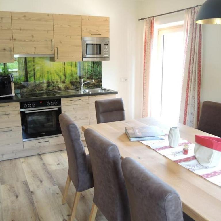 Ferienwohnung Ochsenhorn in Lofer 100 m² / 4-8 P. - Apartment mit 3 Schlafzimmern - 3
