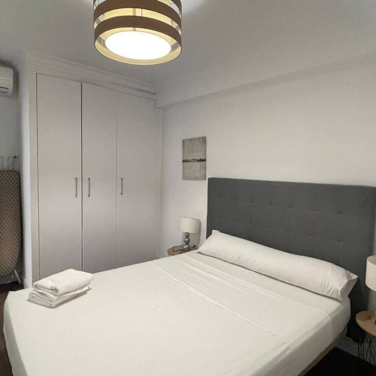 apartamento con vista al mar - Three-Bedroom Apartment - 26