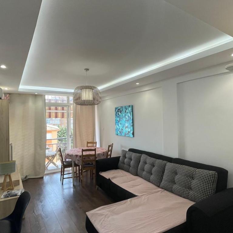 apartamento con vista al mar - Three-Bedroom Apartment - 15