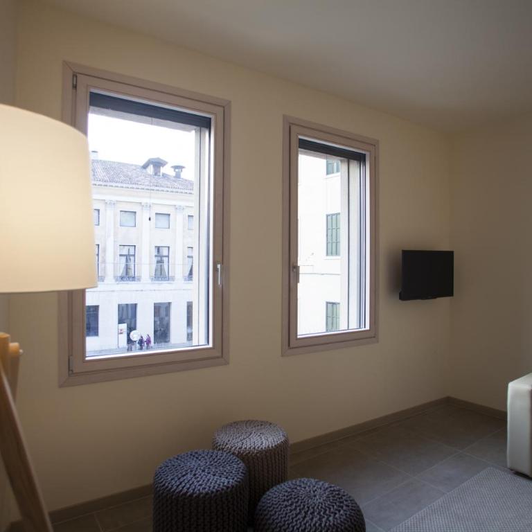 Erïk Langer Pedrocchi Suites - Suite con Vasca Idromassaggio e Vista - 1