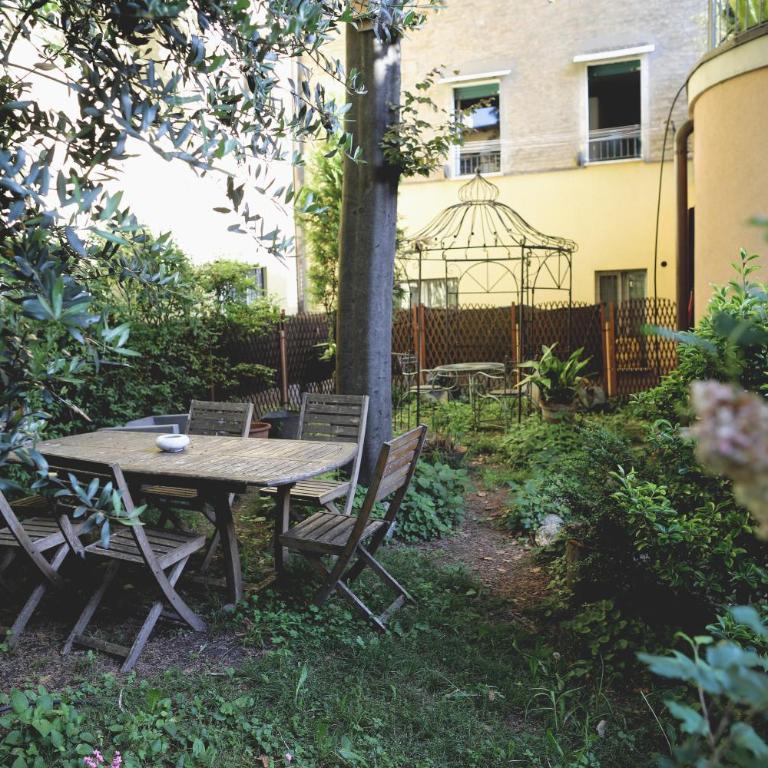 La Corte del Pratello - Apartment with Garden View - 32