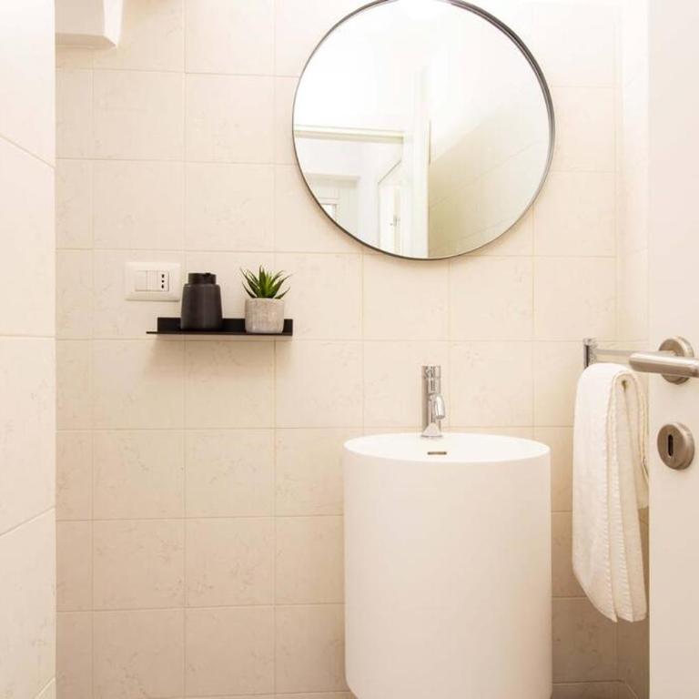 Elegant flat in the city centre with two suite - Appartamento con 2 Camere da Letto - 11