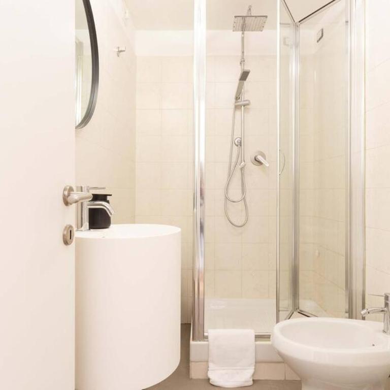 Elegant flat in the city centre with two suite - Appartamento con 2 Camere da Letto - 12