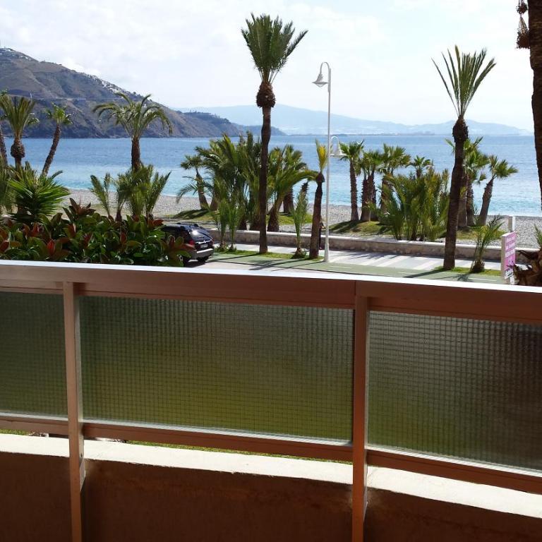 Hostal Velilla - Habitación Doble con vistas al mar - 1 o 2 camas - 2