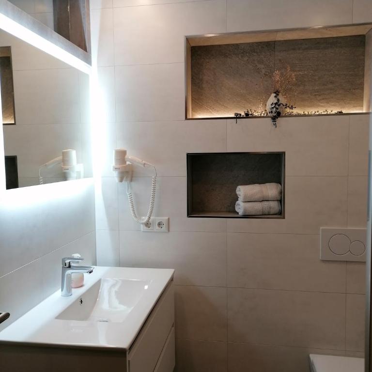 Gästehaus Holaus - Apartment mit 2 Schlafzimmern - 6