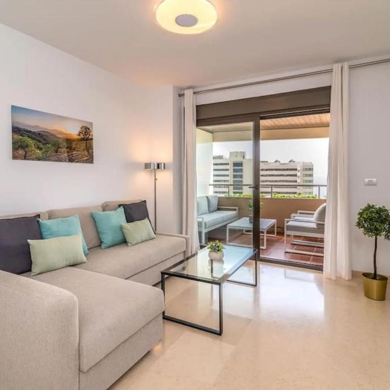 Excellent Home Marbella! - Three-Bedroom Apartment - 11