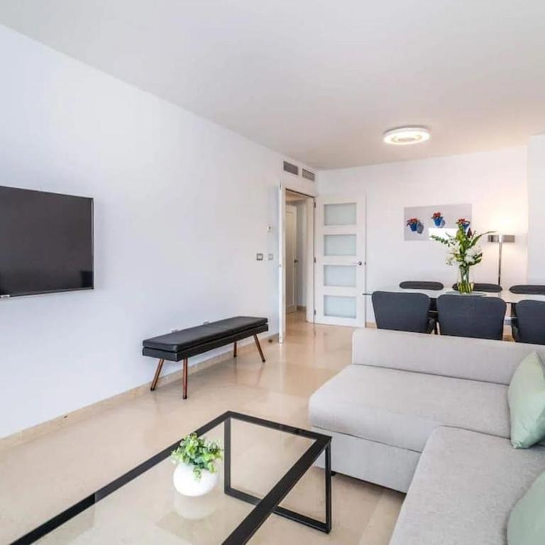 Excellent Home Marbella! - Three-Bedroom Apartment - 38