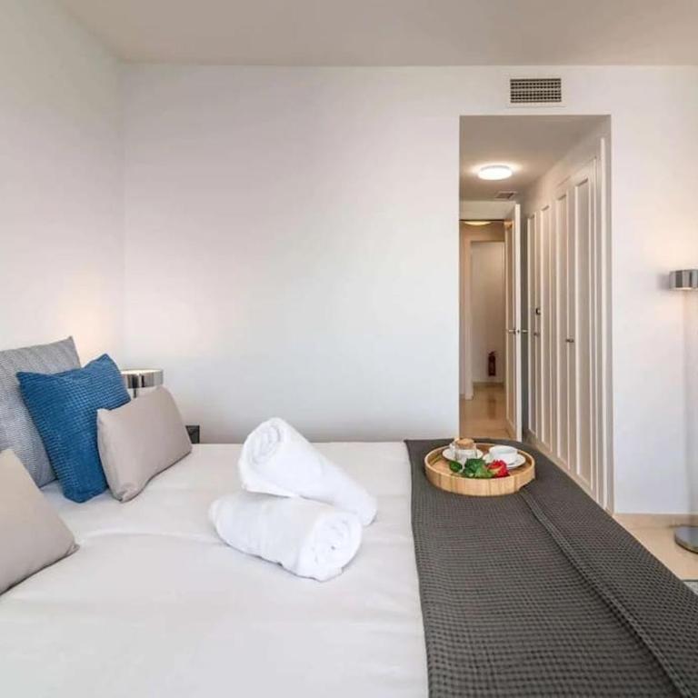 Excellent Home Marbella! - Three-Bedroom Apartment - 41
