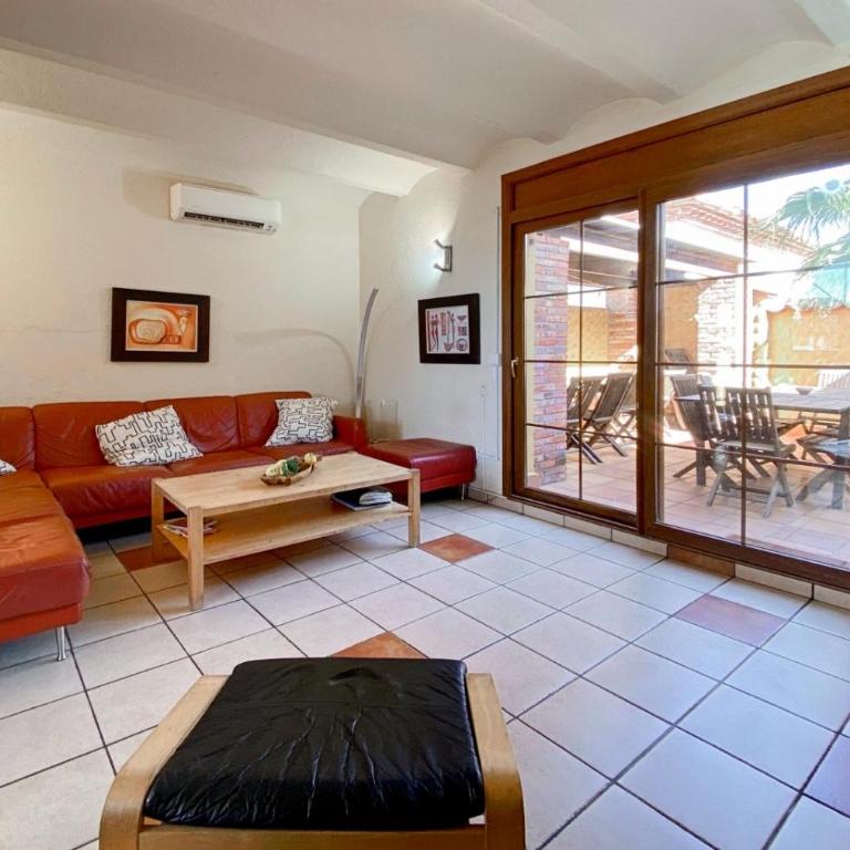 Ampuriahome Villa hosting 15, pool & mooring - Villa - 6