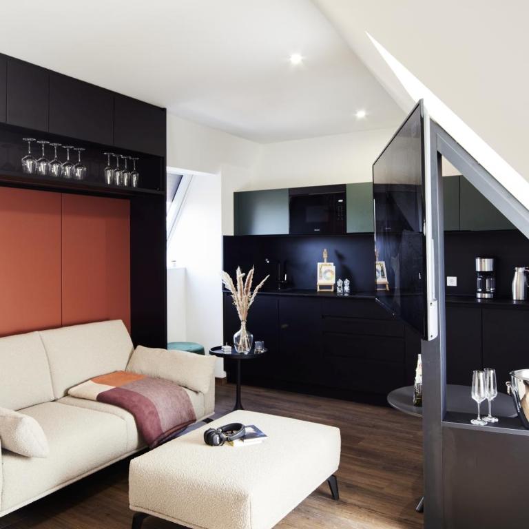 Design- und Kunsthotel München - Superior Suite - 3