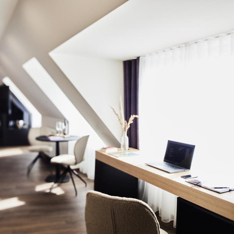 Design- und Kunsthotel München - Superior Suite - 6