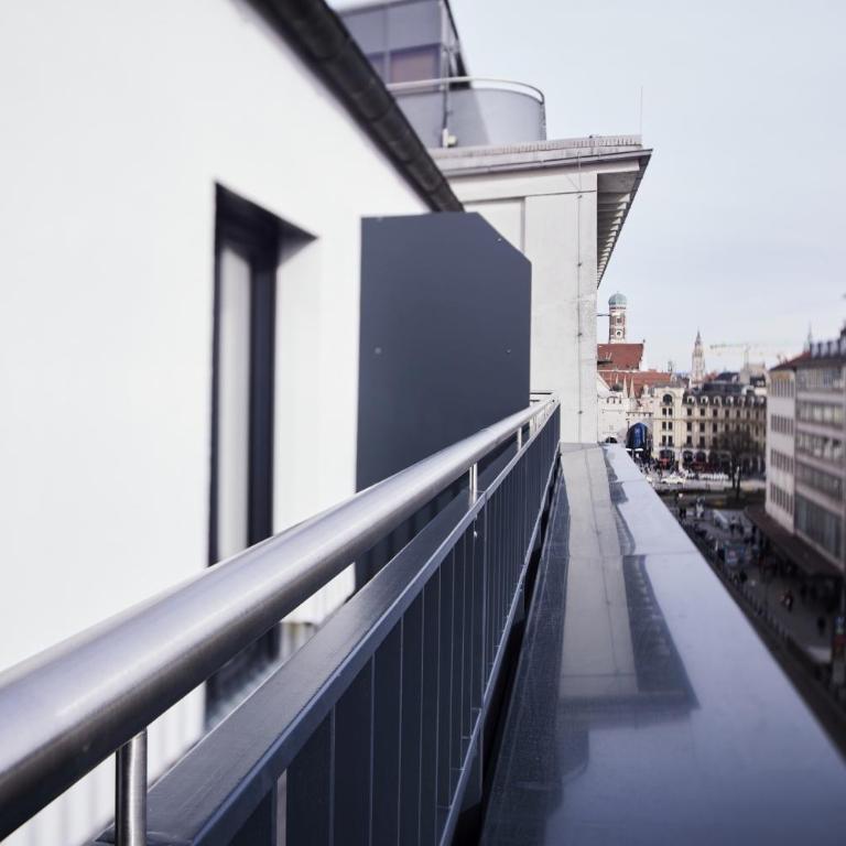 Design- und Kunsthotel München - Junior Suite mit Balkon - 4