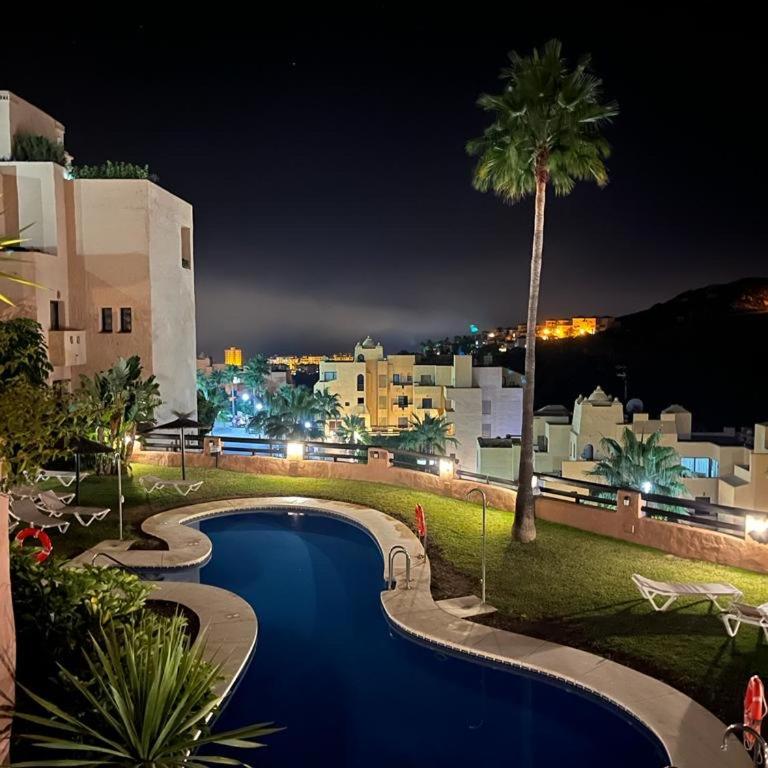 Flamingo Apartment Coto Real La Duquesa - Apartamento con terraza - 10