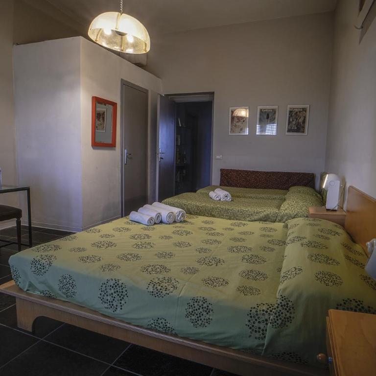 Casa Lerux - Camera Familiare con Bagno Privato - 1