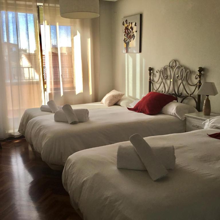 Apartamentos Azafranal-PARKING GRATIS- - Apartamento Deluxe - 27