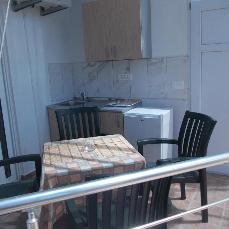 Apartments Idolga - Apartment with Sea View - 4