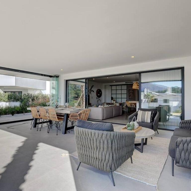 3 Bedroom Ground Floor Apartment @ Estepona Hills! - Three-Bedroom Apartment - 37