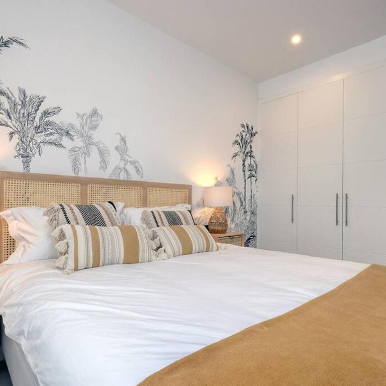3 Bedroom Ground Floor Apartment @ Estepona Hills! - Three-Bedroom Apartment - 14