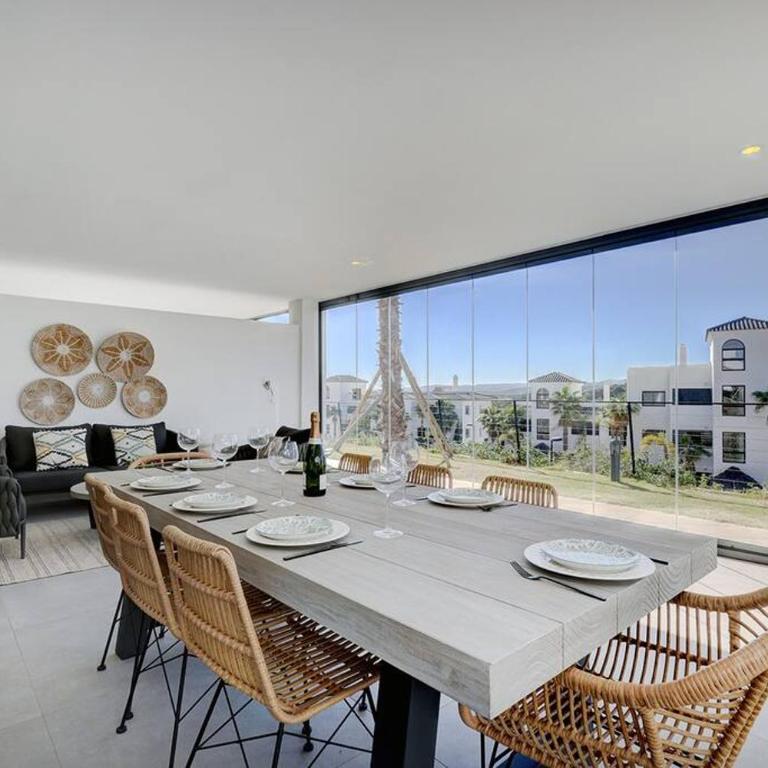3 Bedroom Ground Floor Apartment @ Estepona Hills! - Three-Bedroom Apartment - 6