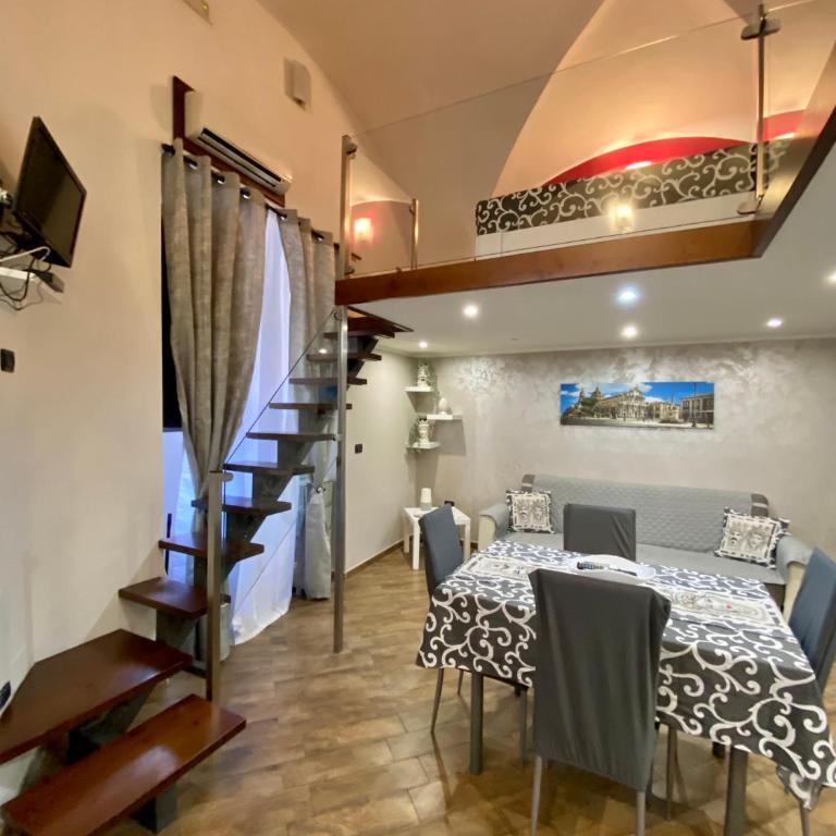 Victorys home - One-Bedroom House - 2