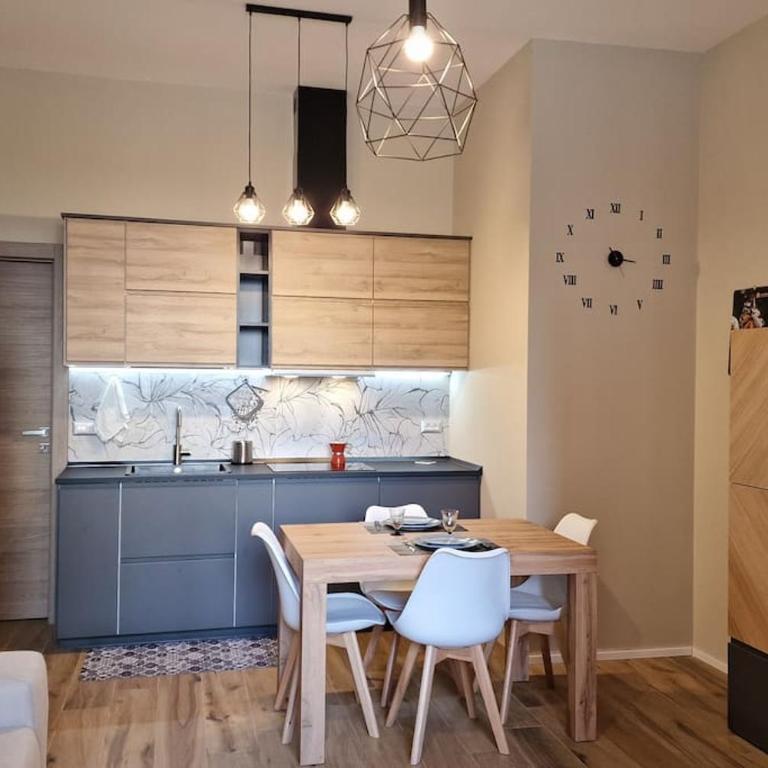 Corso Vittorio 364 - Appartamento con 1 Camera da Letto - 1