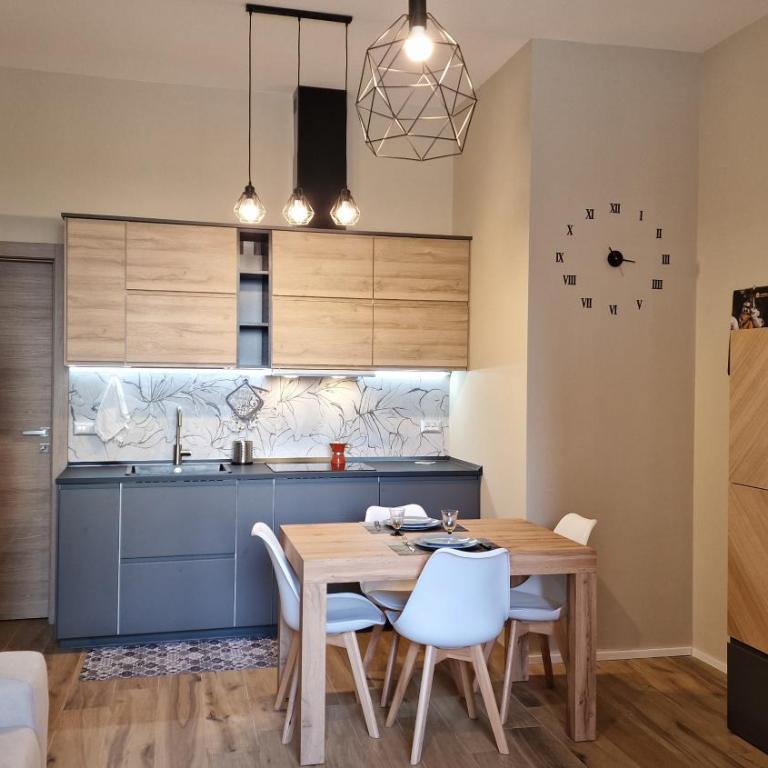 Corso Vittorio 364 - Appartamento con 1 Camera da Letto - 32