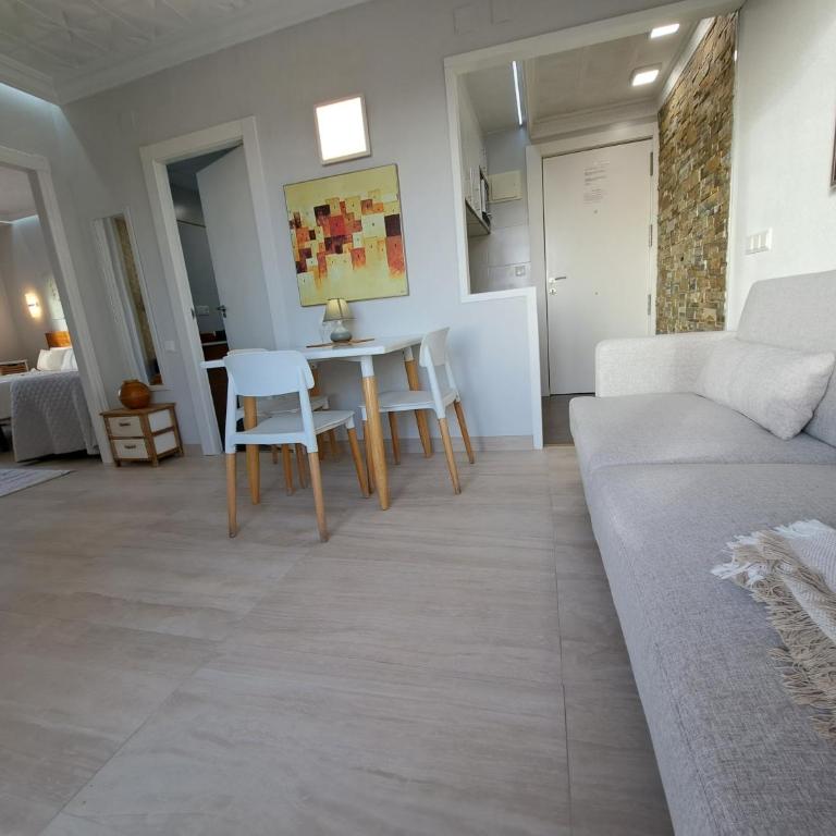 Alicante Skylights Apartments - Studio Apartment (29th floor with Sea View) - 10
