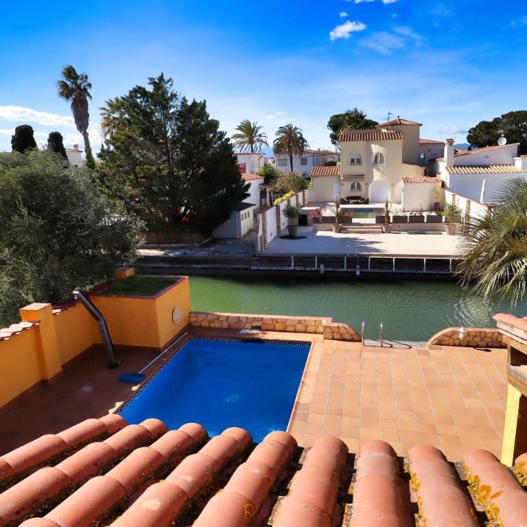 Ampuriahome Villa hosting 15, pool & mooring - Villa - 3