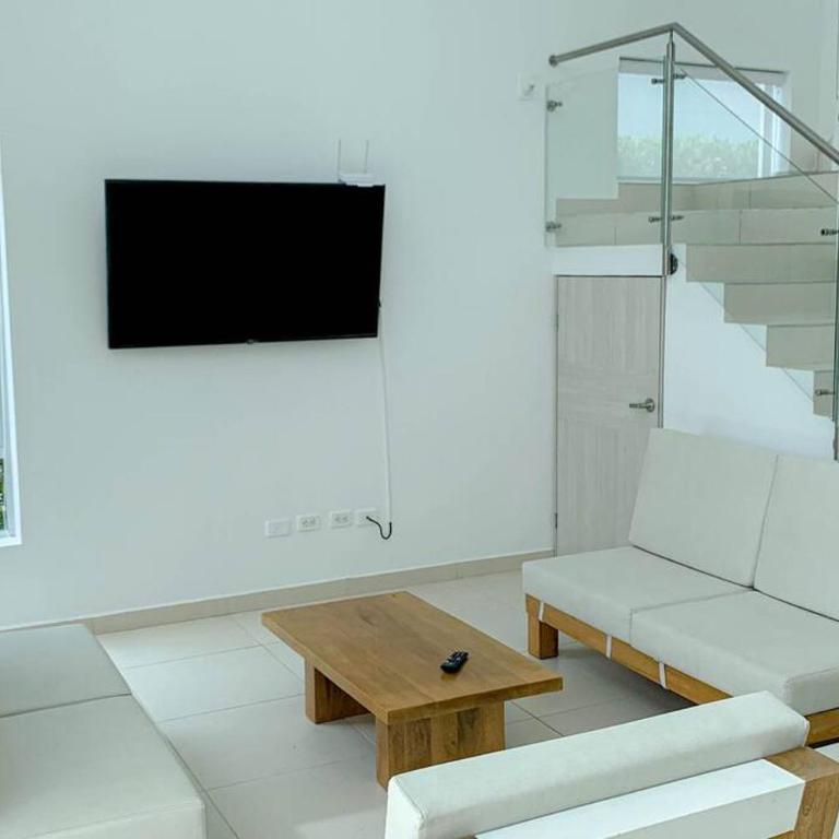 Condo Apulo - Hermosa casa - Jacuzzi y Piscina privados - WiFi - Casa de 3 dormitorios - 47