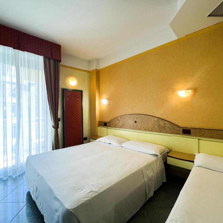 Hotel Soleblu - Camera Tripla con Balcone - 7