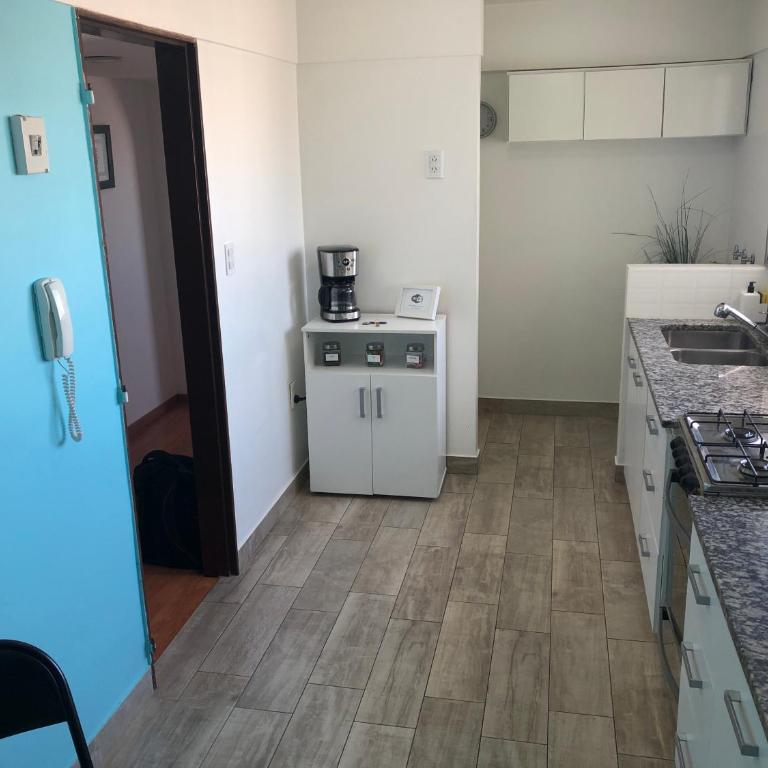 Diagonal depto 3 ambientes zona centro - Apartamento de 2 dormitorios - 26