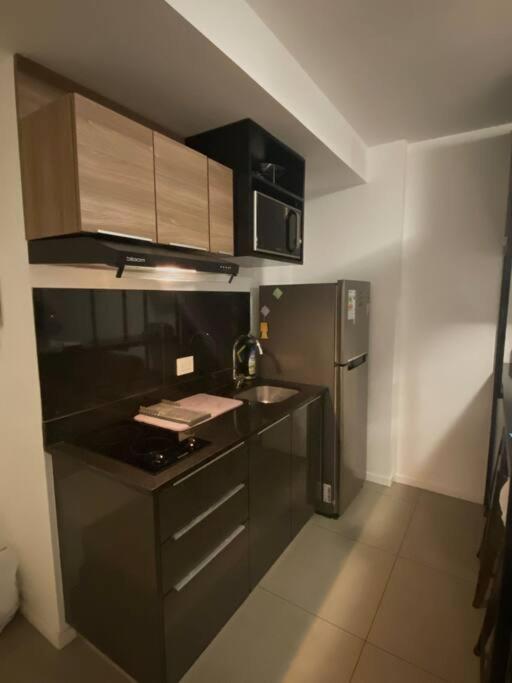 Moderno mono ambiente en zona céntrica - Apartamento de 1 dormitorio - 3