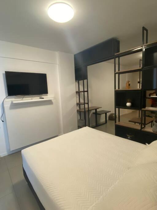 Moderno mono ambiente en zona céntrica - Apartamento de 1 dormitorio - 8