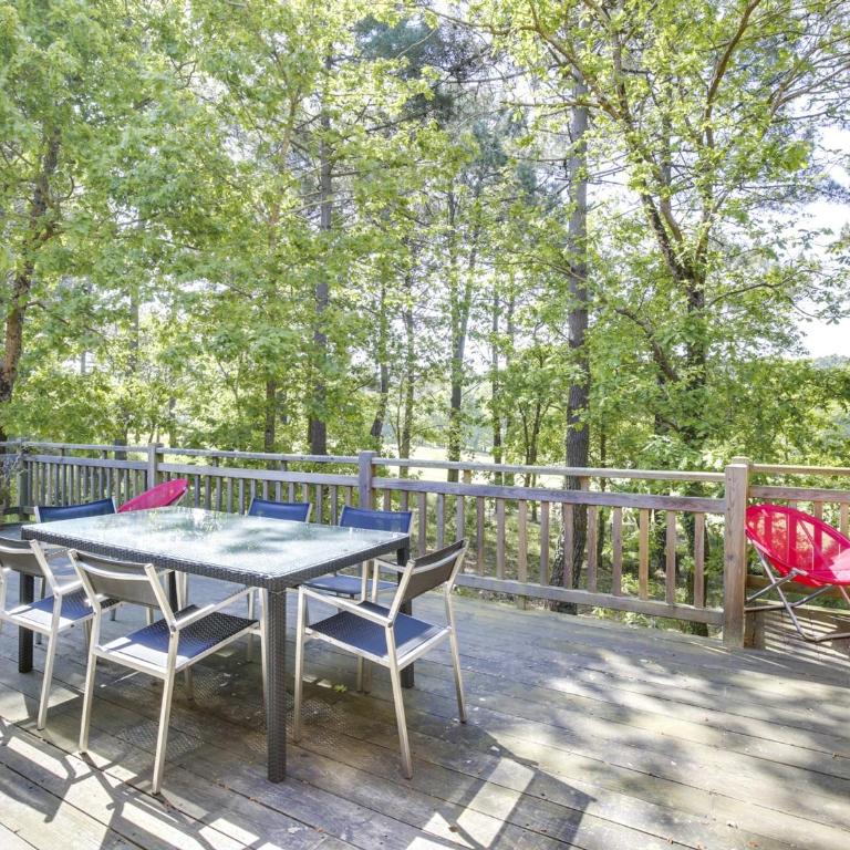 Belle villa en bois 6 personnes avec terrasse et Wi-Fi à Biscarrosse - FR-1-521-71 - Maison de Vacances (6 Adultes) - 3