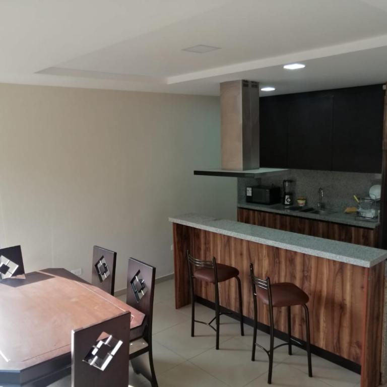 Departamento acogedor, nuevo y Amplio - Apartamento de 3 dormitorios - 10