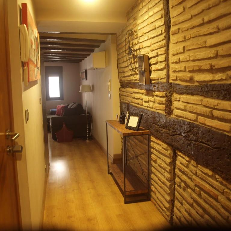 Segundo Caballerias, centrico al lado Catedral, Aire Acondicionado - Apartamento de 2 dormitorios - 26